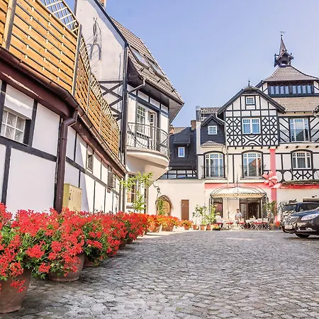 Rejs 4* אוסטקה