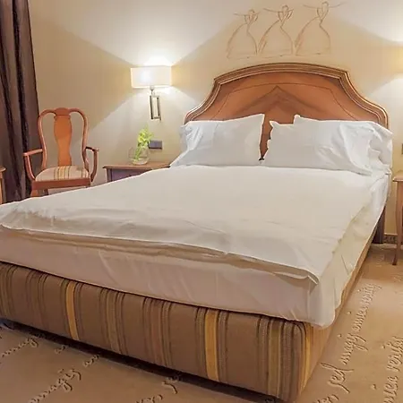 Hotel Rejs 4*